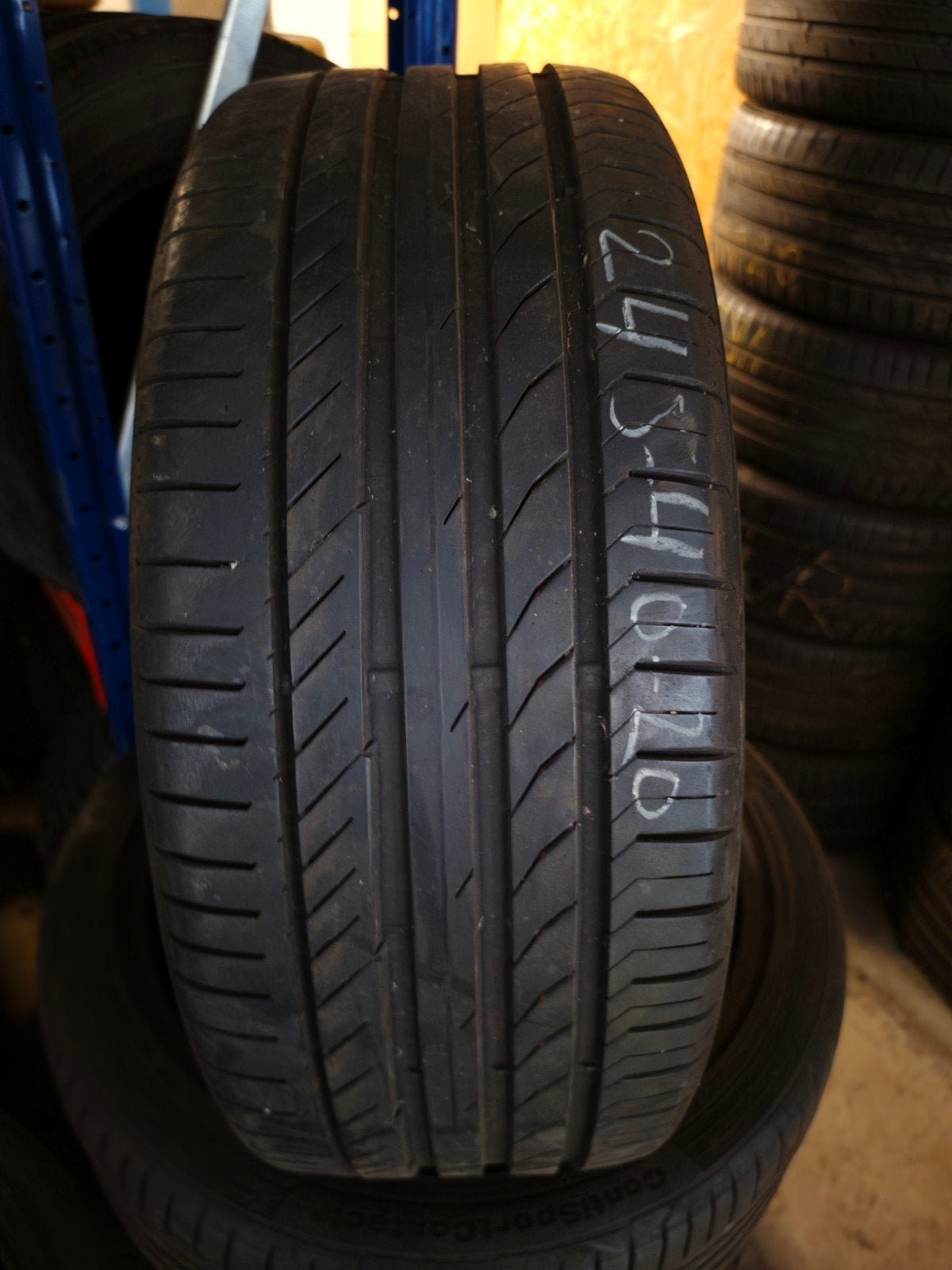 245/40r20 continental 60€ l'unité avec montage et équilibrag, Enlèvement ou Envoi