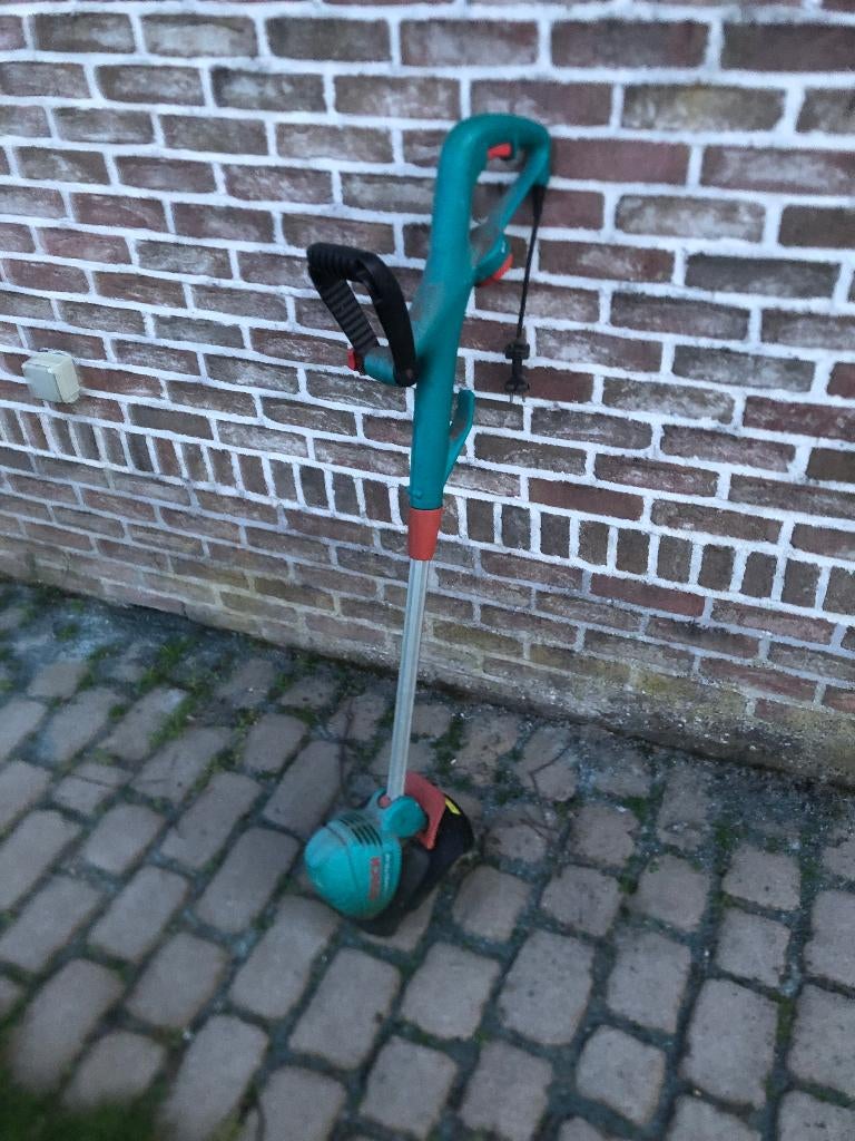 Graskantmaaier - Bosch, Jardin & Terrasse, Coupe-bordures, Électrique, 30 à 50 cm, Enlèvement, Utilisé