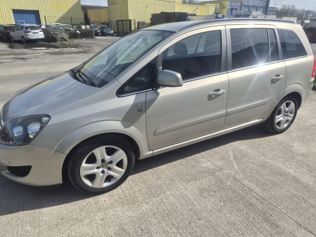 Boîte Automatique Opel Zafira 1.8 Essence 7 Place, Achat, Entreprise, 7 places, 5 portes