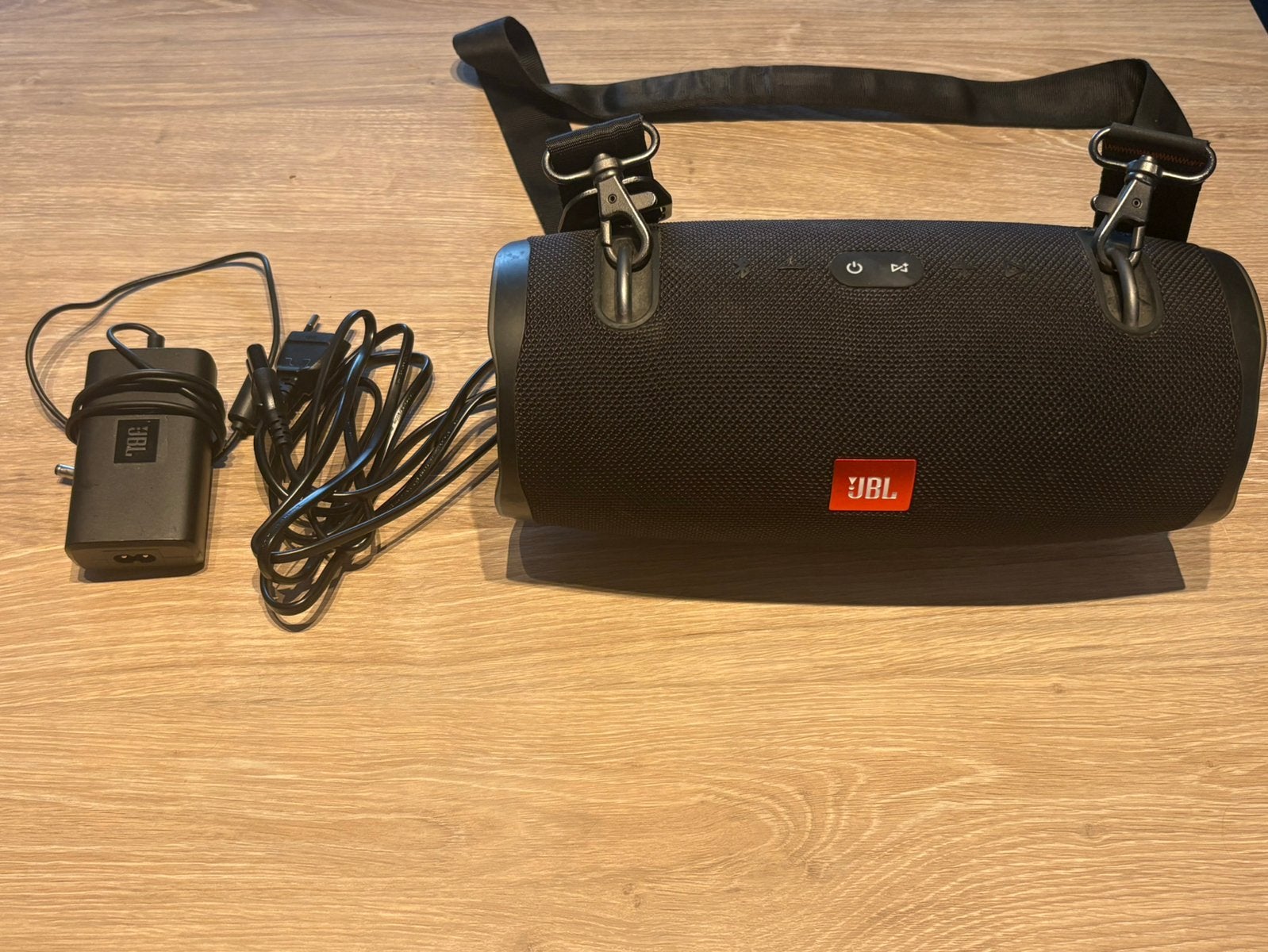 Jbl xtreme 2 box, Audio, Tv en Foto, Ophalen of Verzenden, Zo goed als nieuw, JBL
