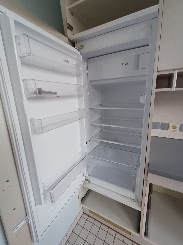 Frigo inbouw Whirlpool, Minder dan 75 liter, Ophalen, Zo goed als nieuw, Met vriesvak