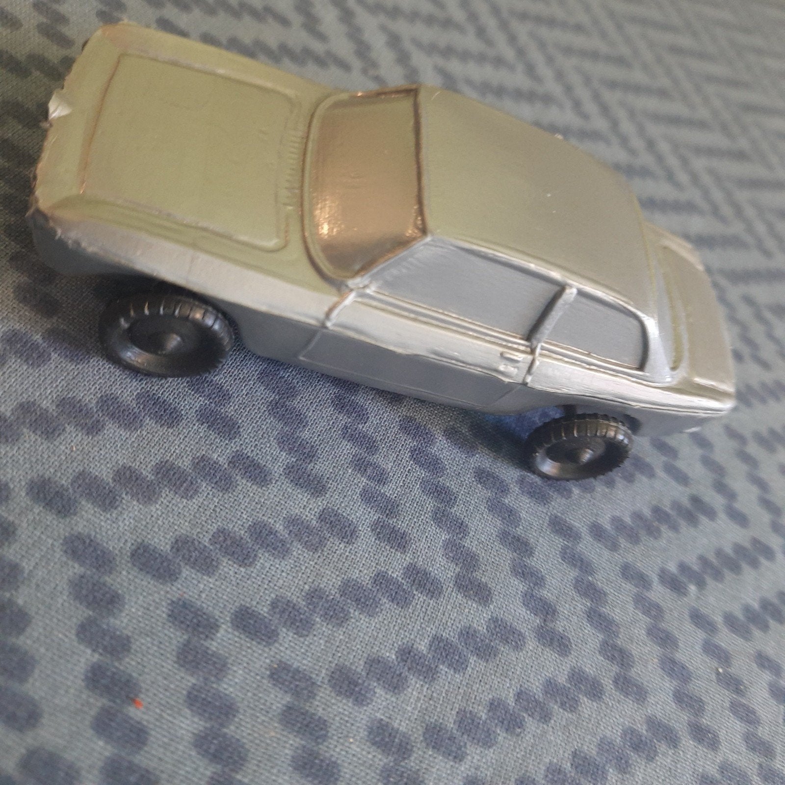 VINTAGE PLASTIC*ca  1:43*ALFA ROMEO GIULIA COUPE*ONBESPEELD*, Hobby en Vrije tijd, Ophalen, Zo goed als nieuw, Auto, Overige merken