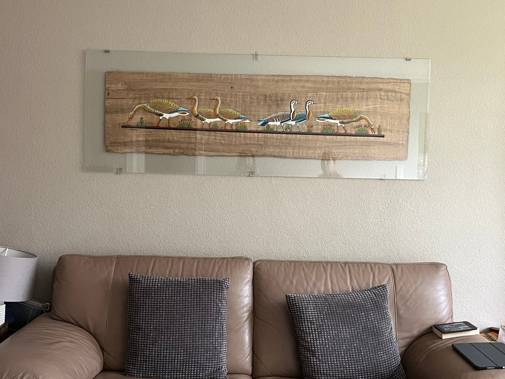 Cadre papyrus, Enlèvement