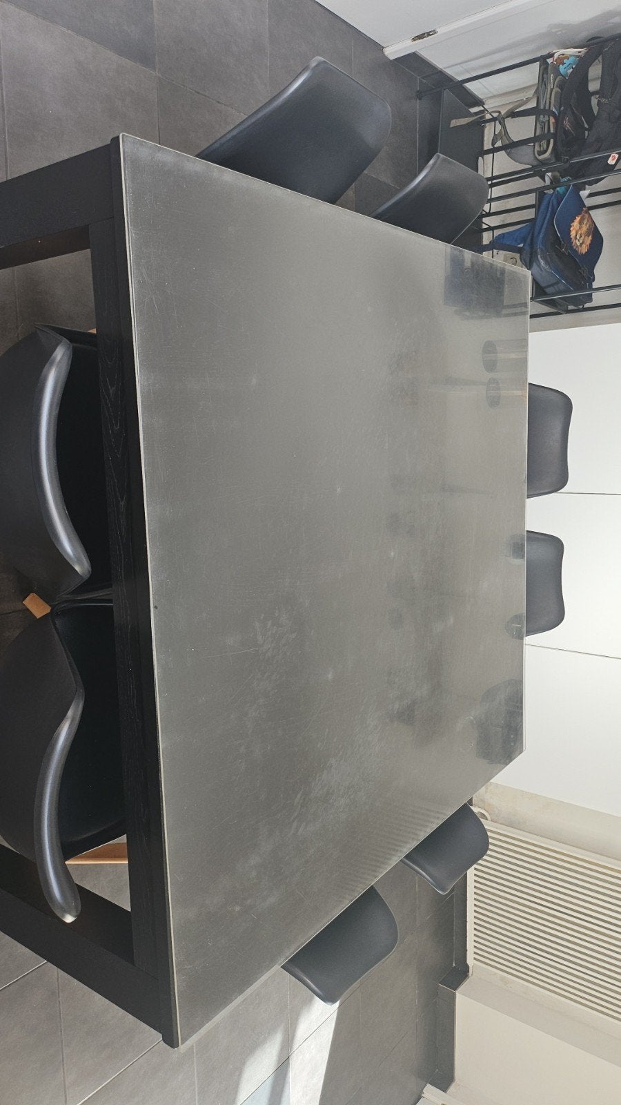 zwarte houten eettafel met 8 stoelen, Huis en Inrichting, Ophalen