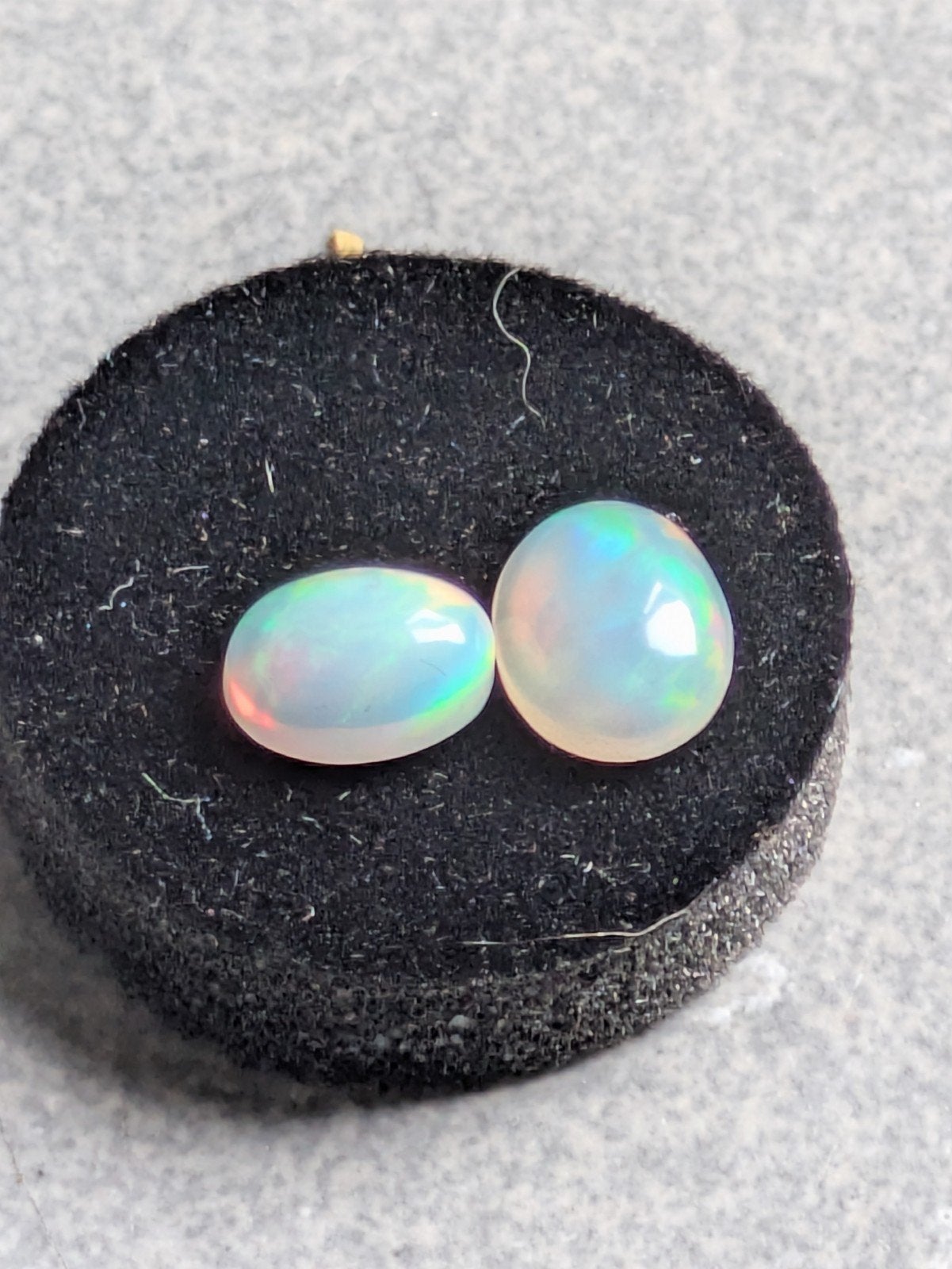 Pierres précieuses en forme de cabochon en opale véritable -, Bijoux, Sacs & Beauté, Pierres précieuses, Enlèvement ou Envoi