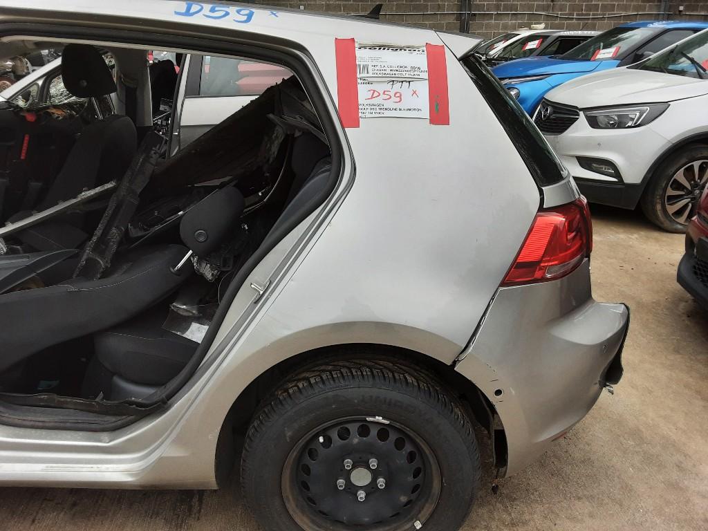 SPATBORD LINKS ACHTER Volkswagen Golf VII (AUA), Auto-onderdelen, Gebruikt, Achter, Volkswagen, Spatbord