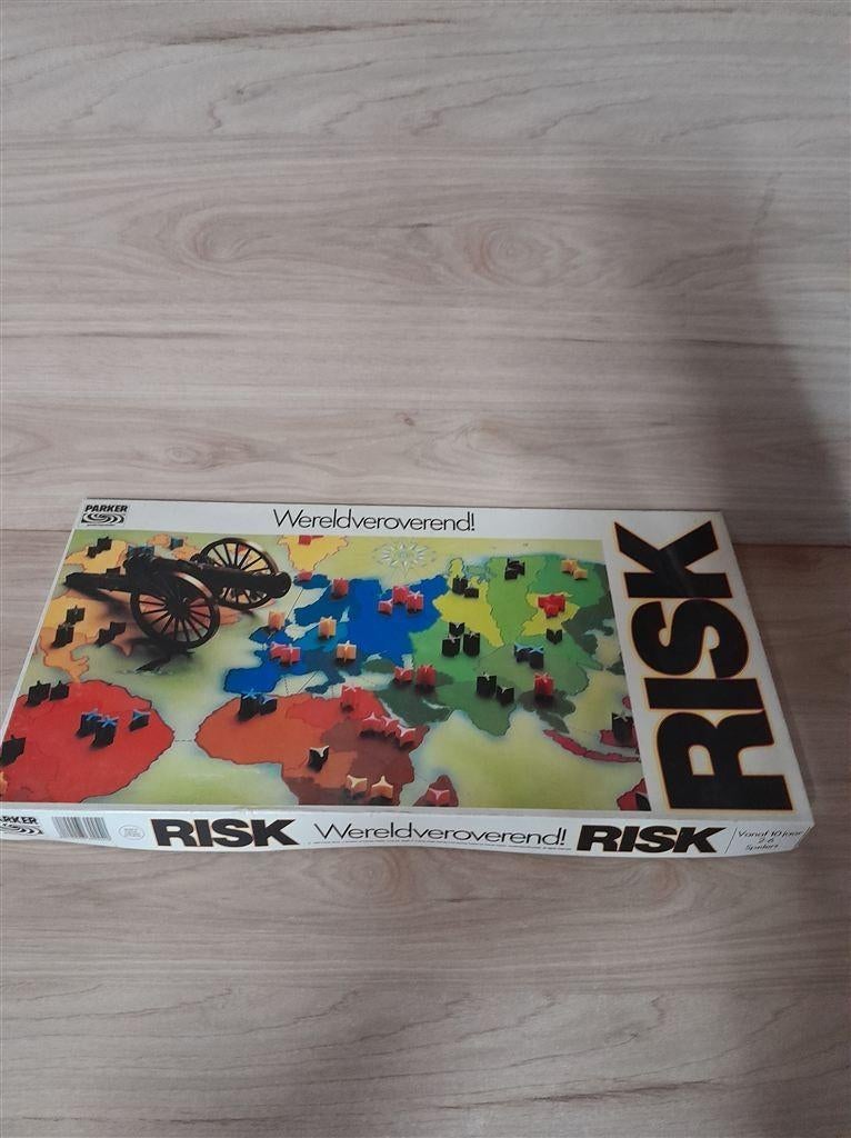 risk grote witte doos - s5204, Hobby en Vrije tijd, Gezelschapsspellen | Bordspellen, Verzenden, Zo goed als nieuw