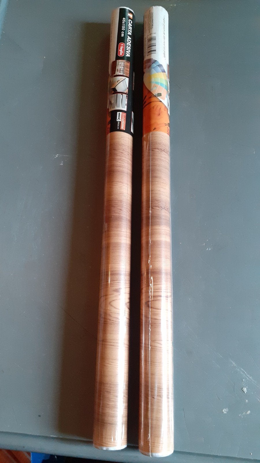2 rouleaux plastique adhésif neuf  imitation bois (mod 2), Enlèvement ou Envoi