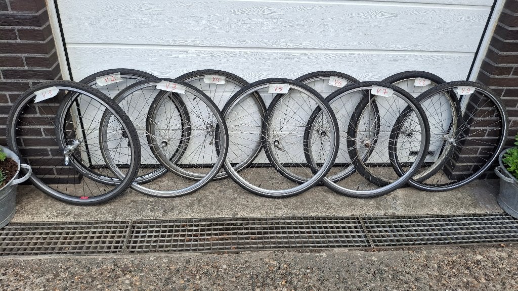 28" Fiets VOORWIEL stadsfiets fietswiel goede staat + recht, Fietsen en Brommers, Fietsonderdelen, Ophalen, Zo goed als nieuw