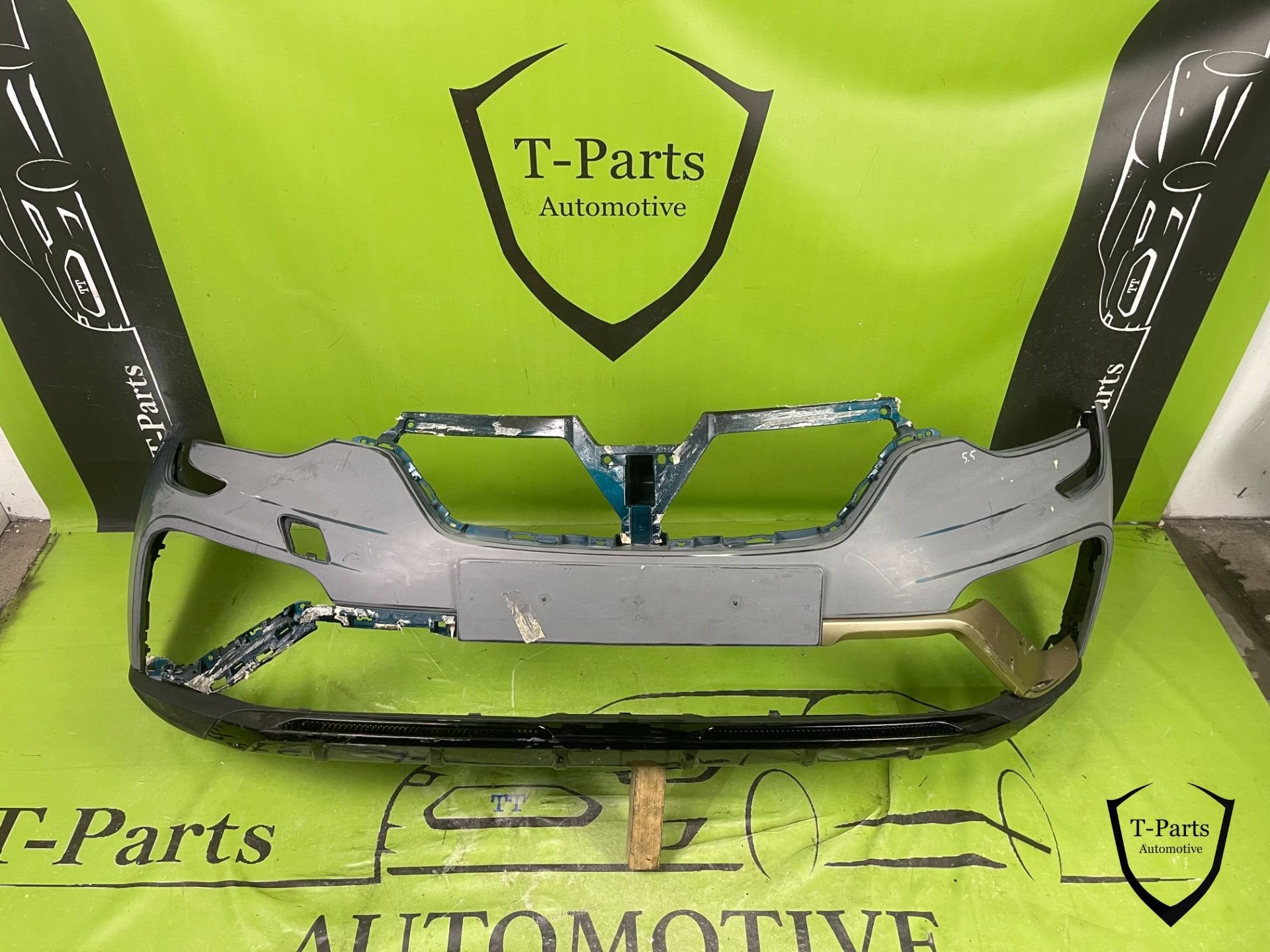 pare-chocs avant Renault Arkana RS Line, Info@fabrikant.eu, Fabrikant BV, Pare-chocs, Renault