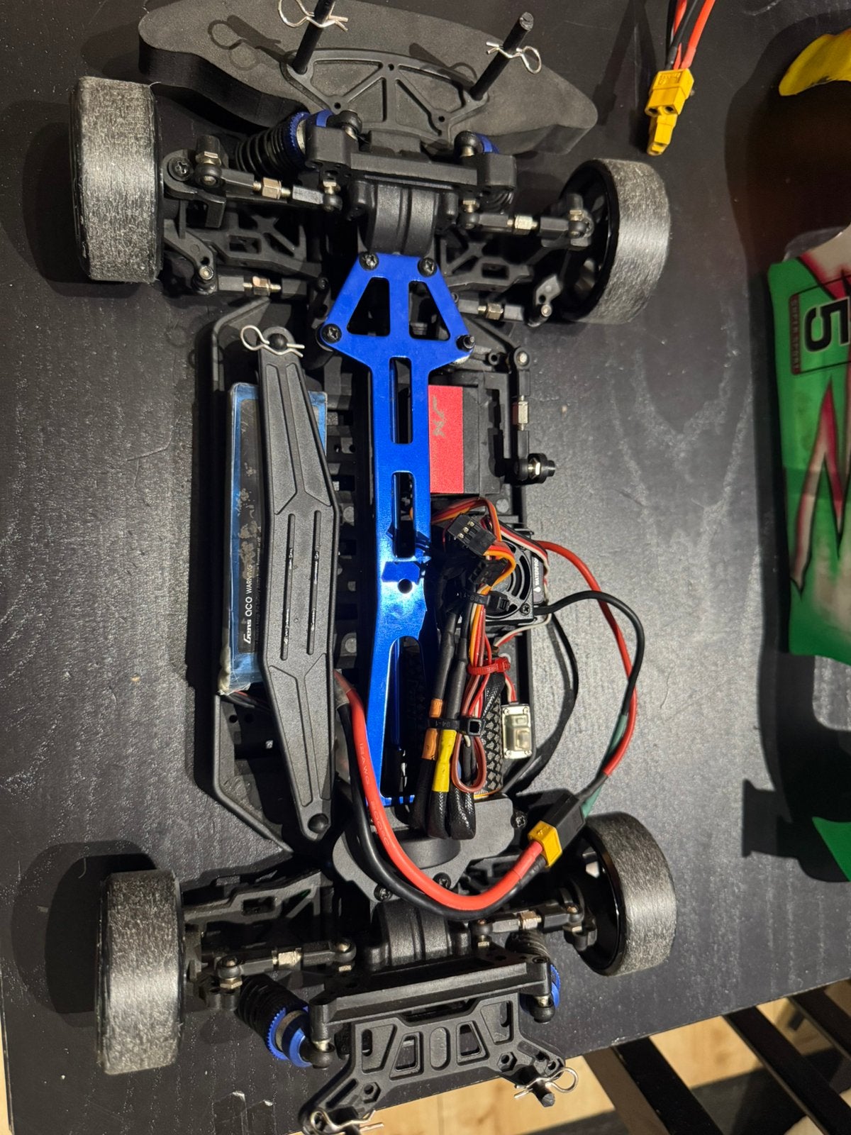 Voiture RC drift 4WD complète, prête à rouler, Enlèvement ou Envoi, Comme neuf, Pièce