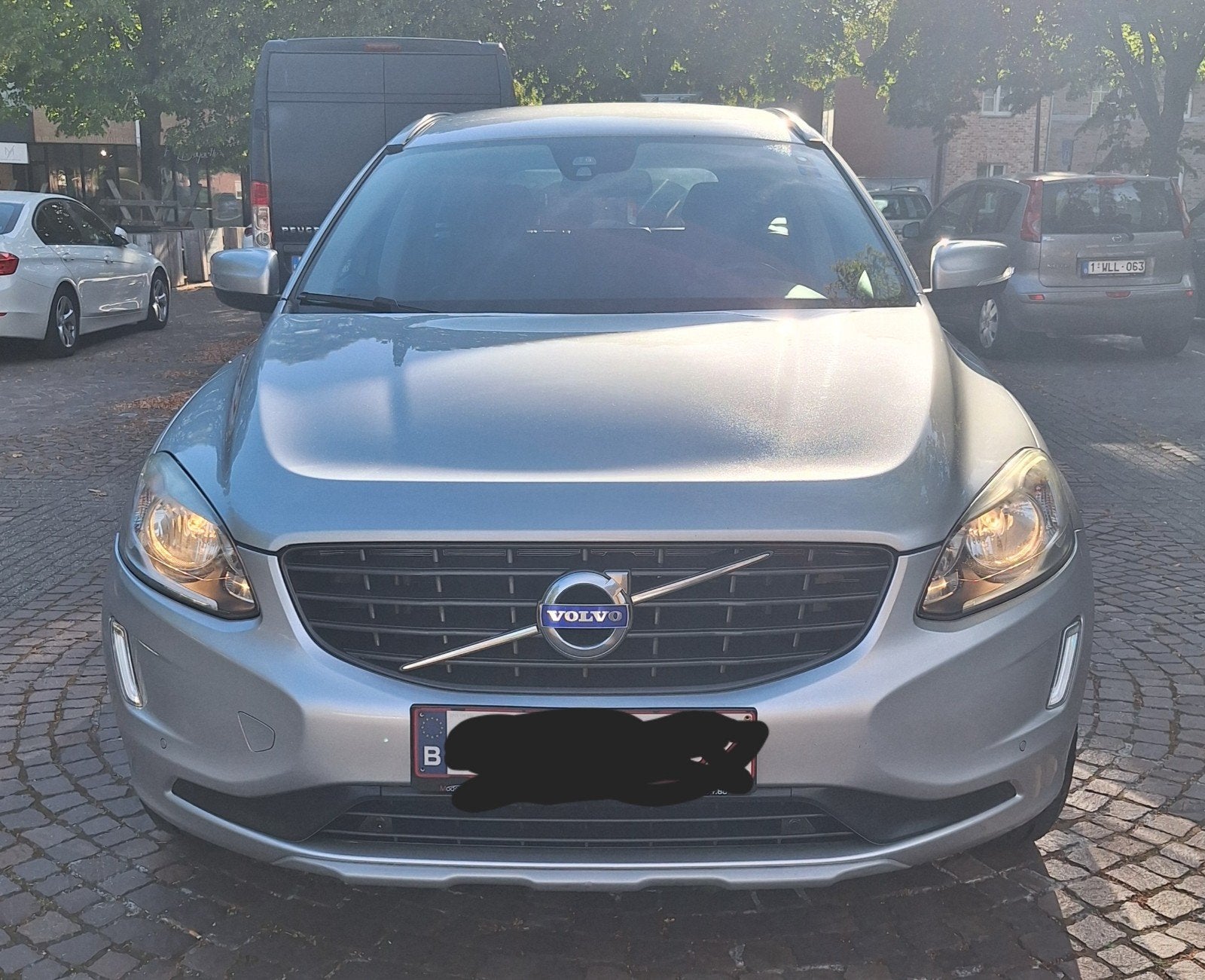 Volvo XC60 2016, Autos, Cuir, Argent ou Gris, Euro 6, Noir