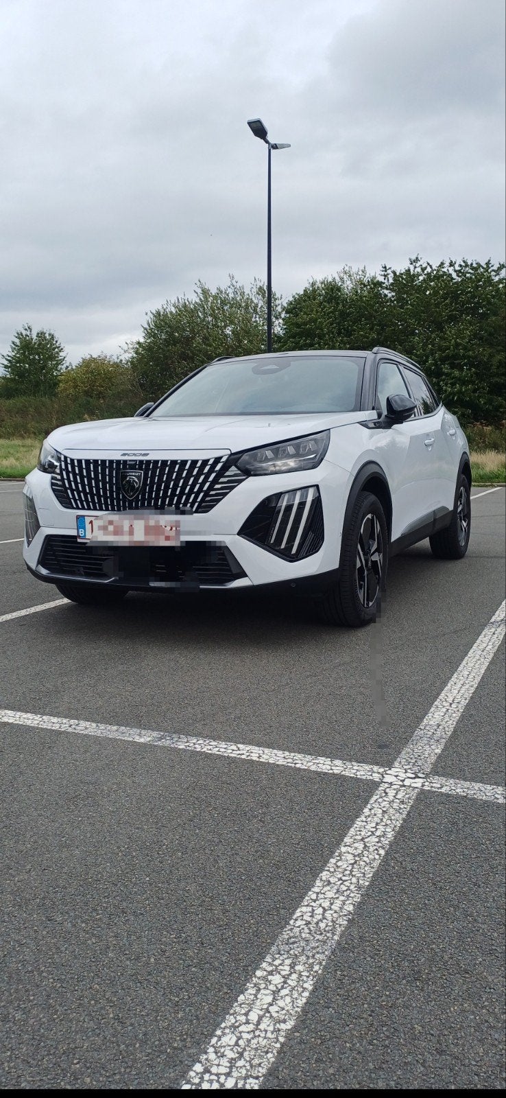 Peugeot 2008 auto 136cv 2025 prijs 24800€, Auto's, 1200 cc, Te koop, Parkeercamera, 100 kW