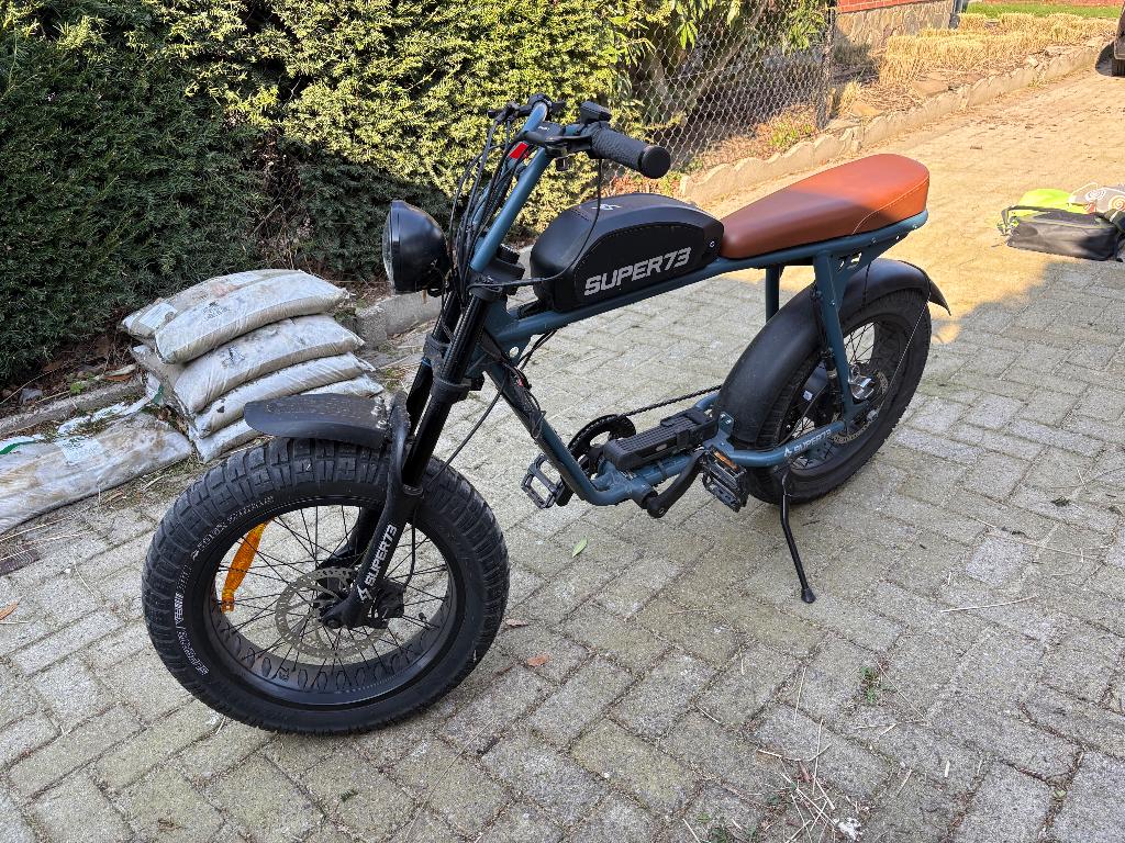 Super73 S2 Hudson Blue, Fietsen en Brommers, Elektrische fietsen, Ophalen, Zo goed als nieuw, 30 tot 50 km per accu, Overige merken