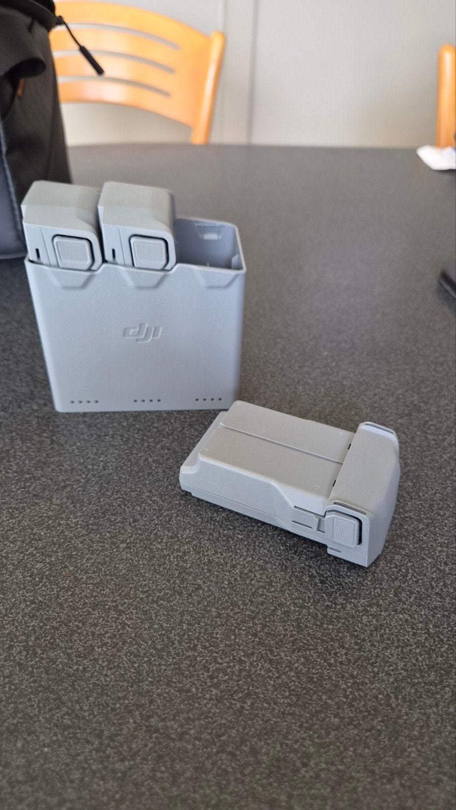 3 batterijen en lader  dji mini 5 pro, Ophalen