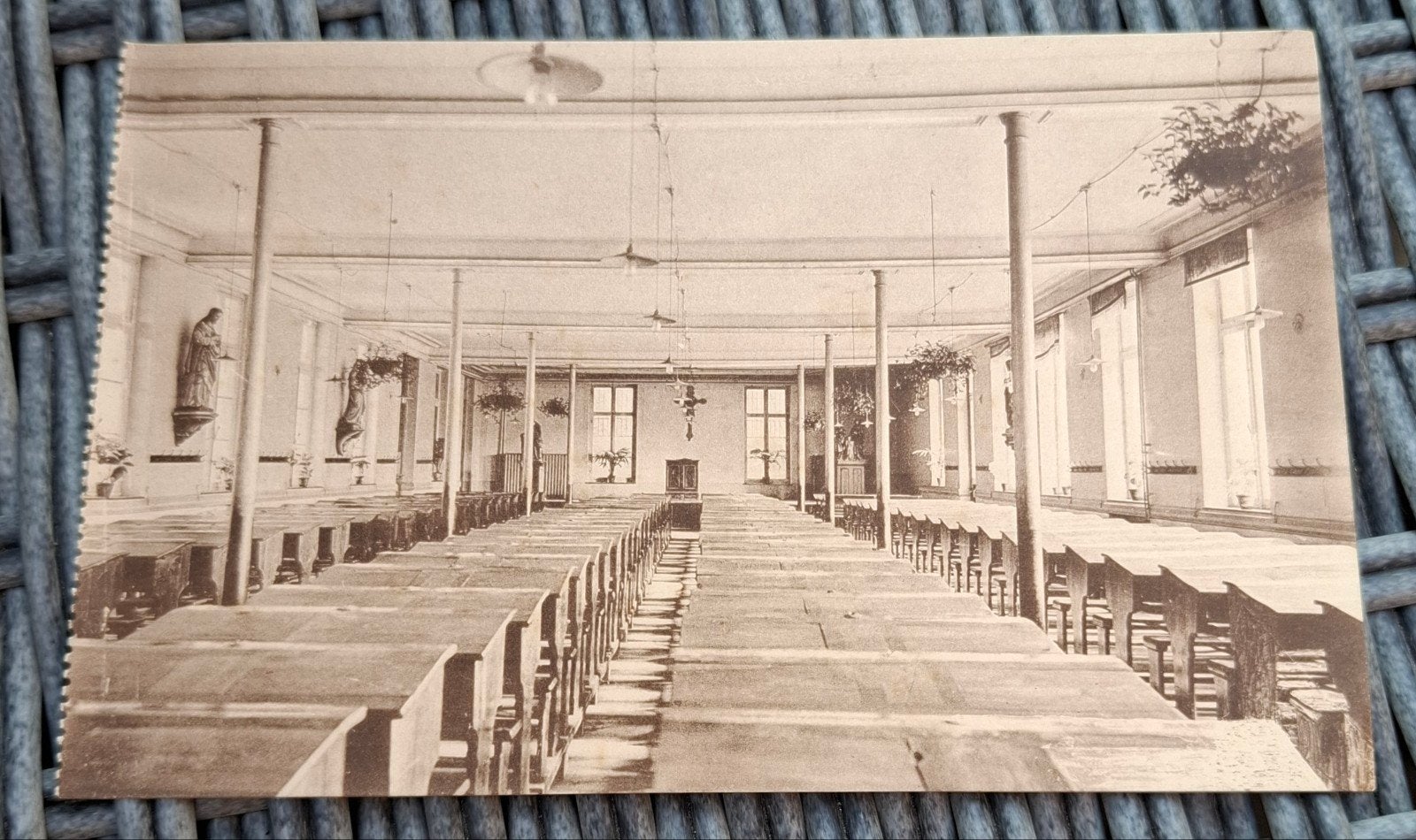 Kain. Collège N.D. de la Tombe, Enlèvement ou Envoi, Non affranchie, Hainaut