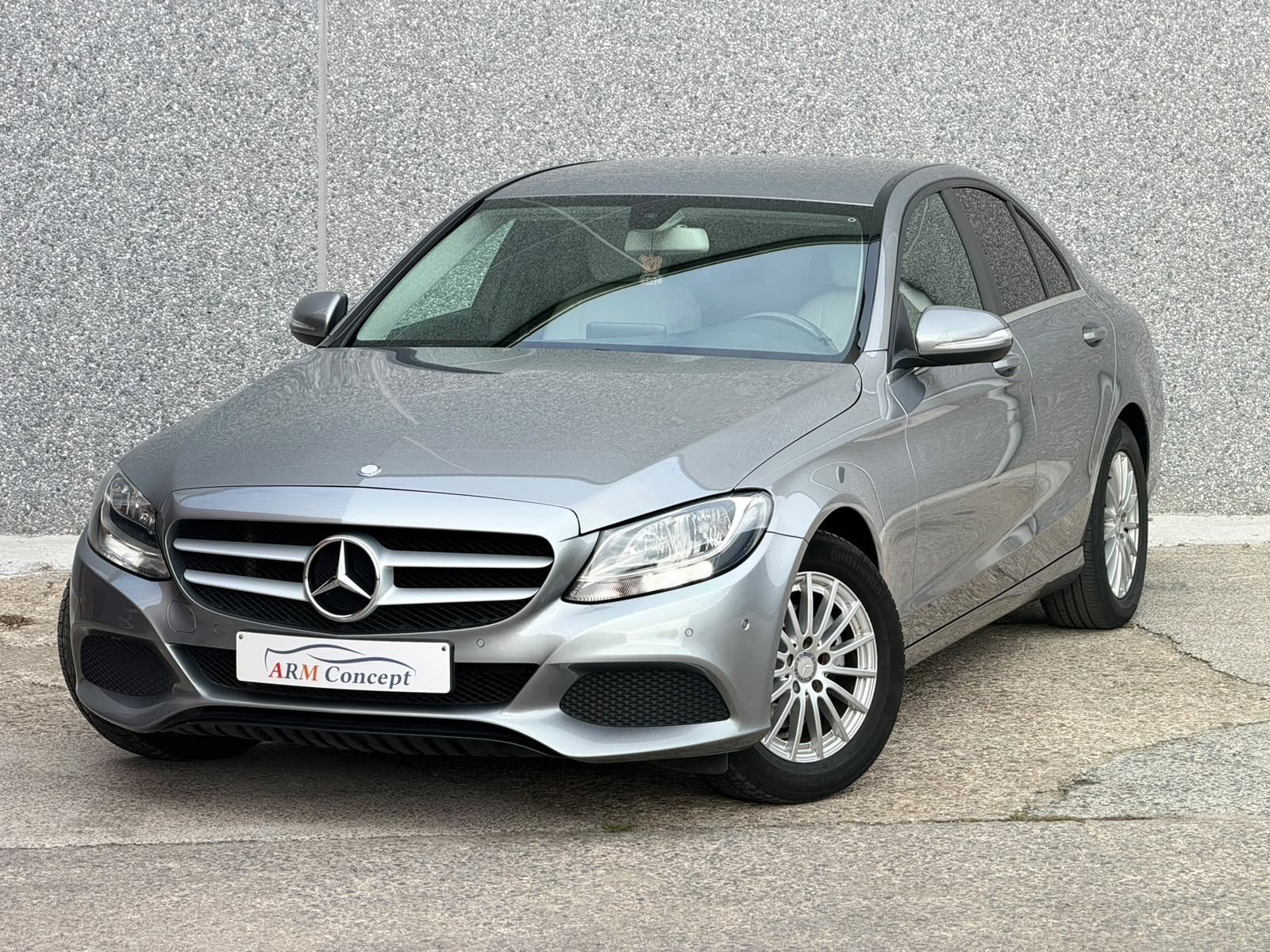 Mercedes-Benz C180 Diesel 2015 EURO 6b garantie 12 mois, Auto's, Bluetooth, 4 deurs, Stof, Euro 6