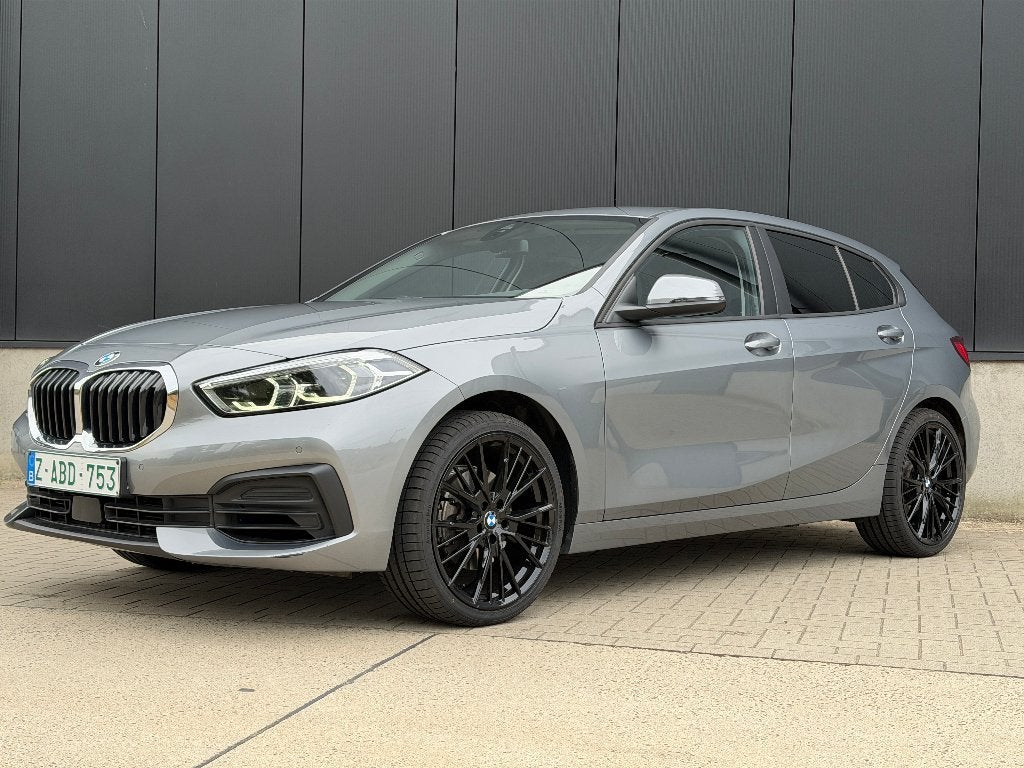 BMW 116i | Automaat | 30 maanden garantie, Auto's, BMW, Dealer onderhouden, Startonderbreker, 3 cilinders, BMW Premium Selection