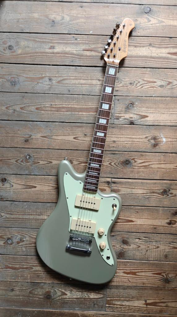 Jazzmaster Harley Benton, Musique & Instruments, Instruments à corde | Guitares | Électriques, Enlèvement ou Envoi