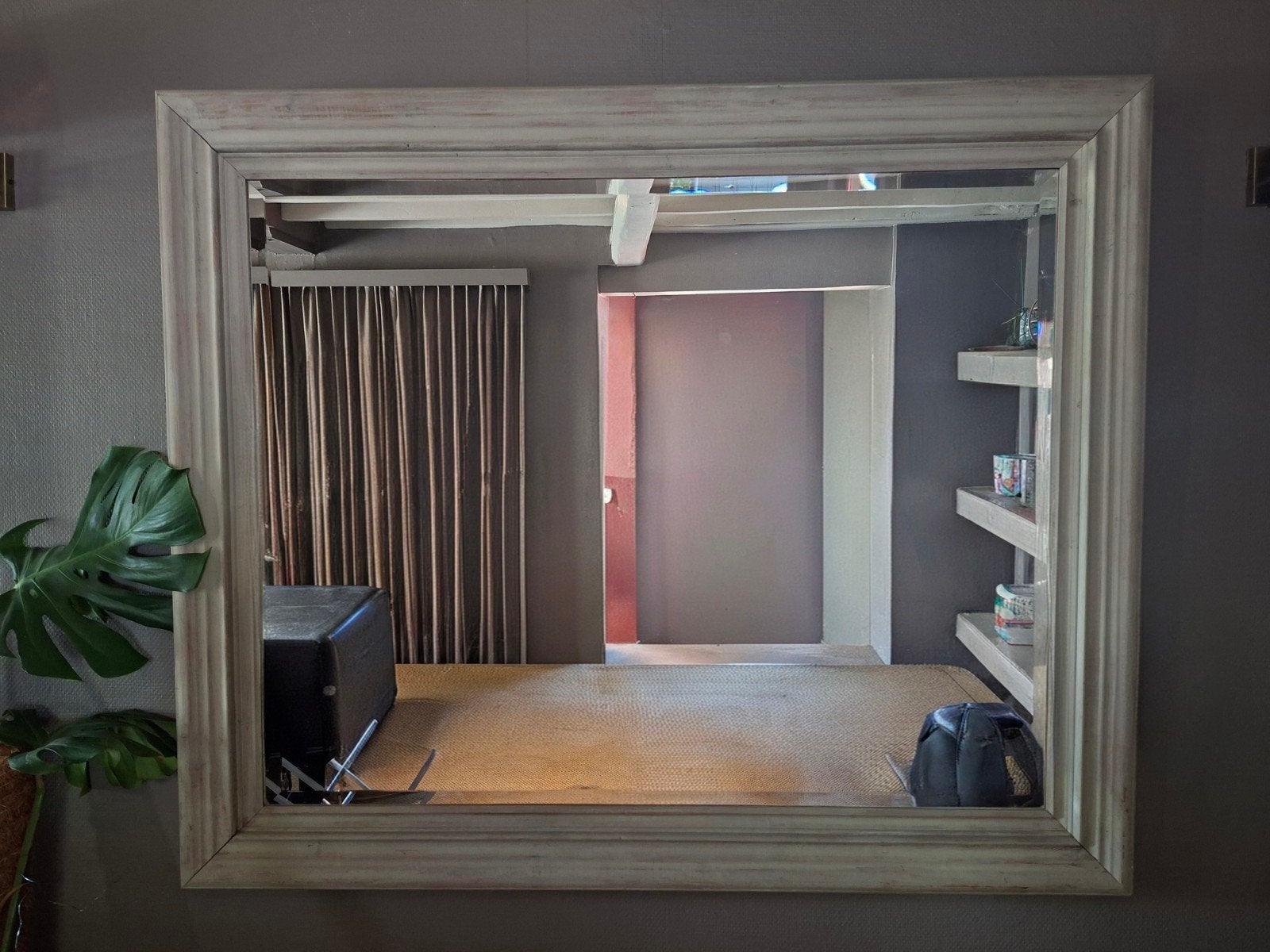 Mooie grote spiegel met geslepen randen in landelijke stijl, Huis en Inrichting, Ophalen, 100 tot 150 cm, 125 cm of meer, Zo goed als nieuw