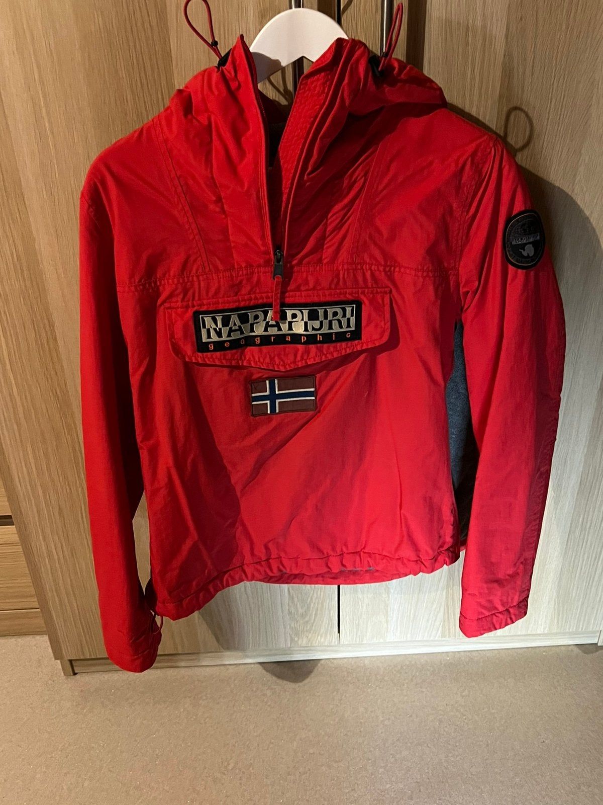 Dames winterjas Napapijri, Kleding | Dames, Ophalen of Verzenden, Zo goed als nieuw, Maat 38/40 (M)