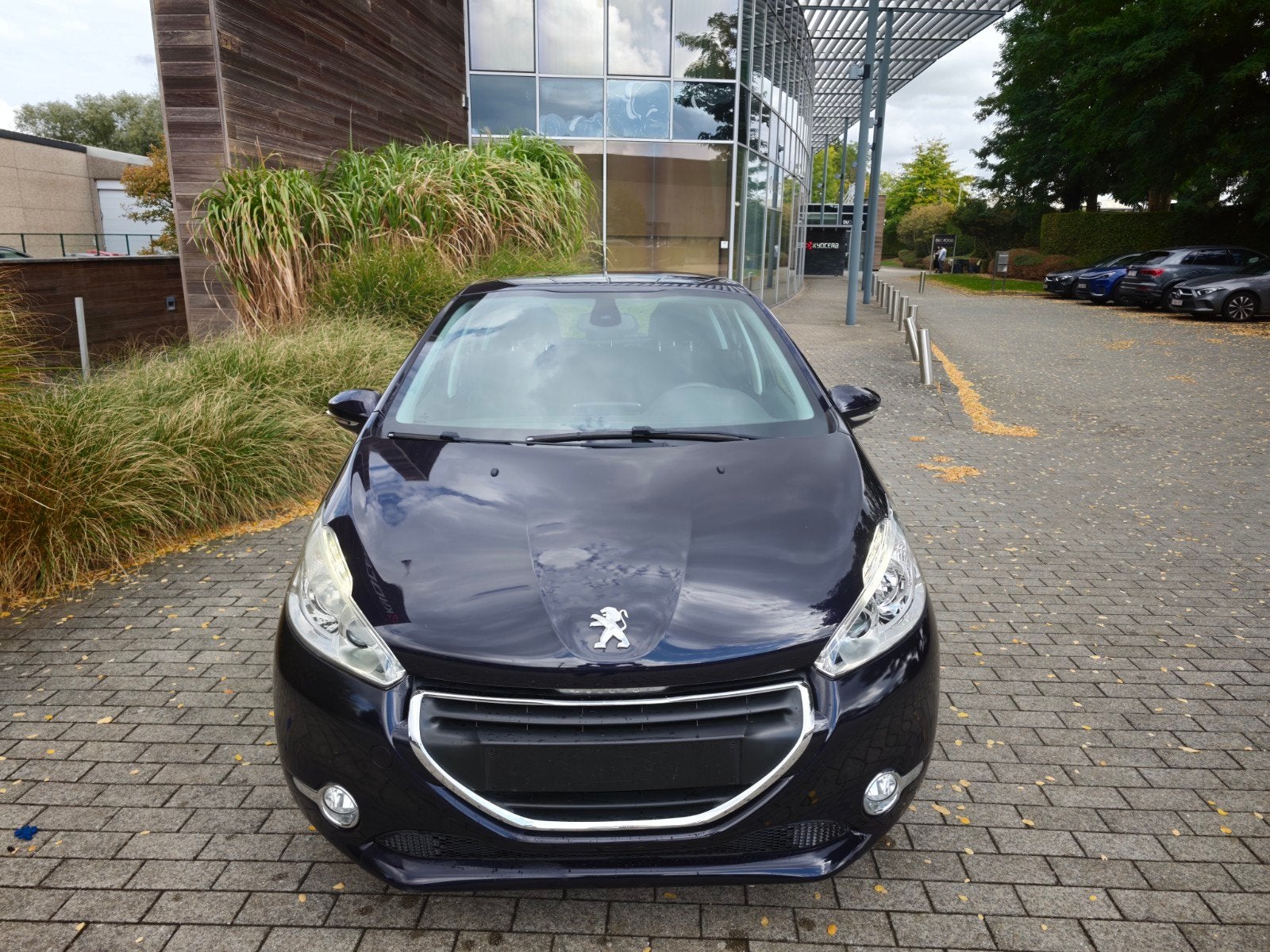 Peugeot 208/ benzine/96.000 km/airco/serviceboek, Bluetooth, Euro 5, Bedrijf, https://public.car-pass.be/vhr/1b9ad77a-5dfd-459b-972d-7e62daf951d4