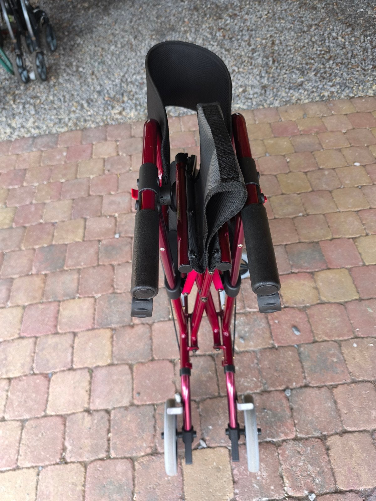 Rollator op plooibaar, Diversen, Ophalen