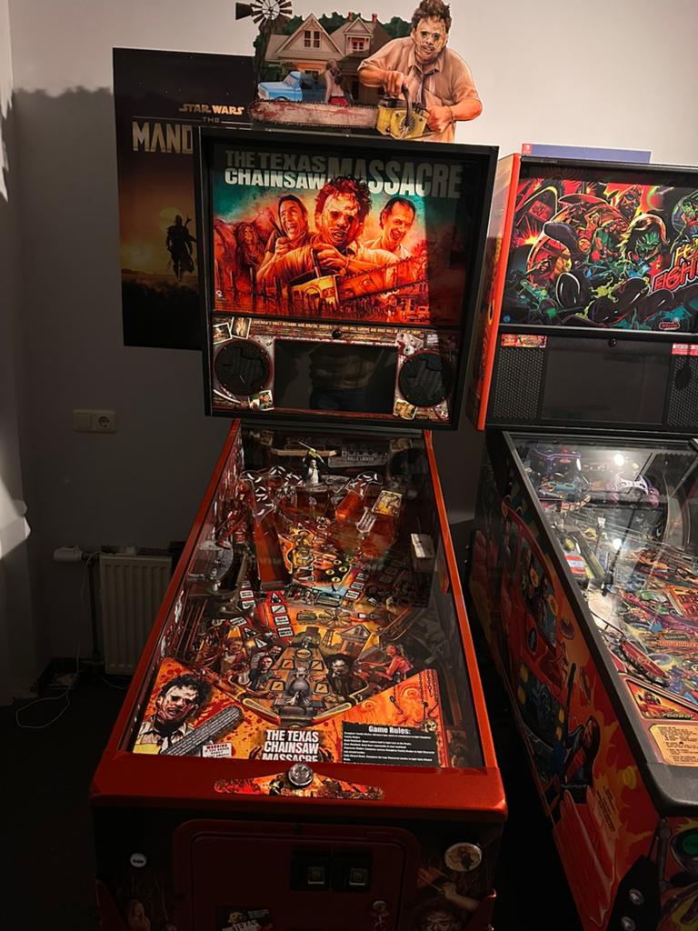 Spooky Pinball Texas Chainsaw Massacre collectors edition, Verzamelen, Automaten | Flipperkasten, Ophalen, Zo goed als nieuw, Flipperkast