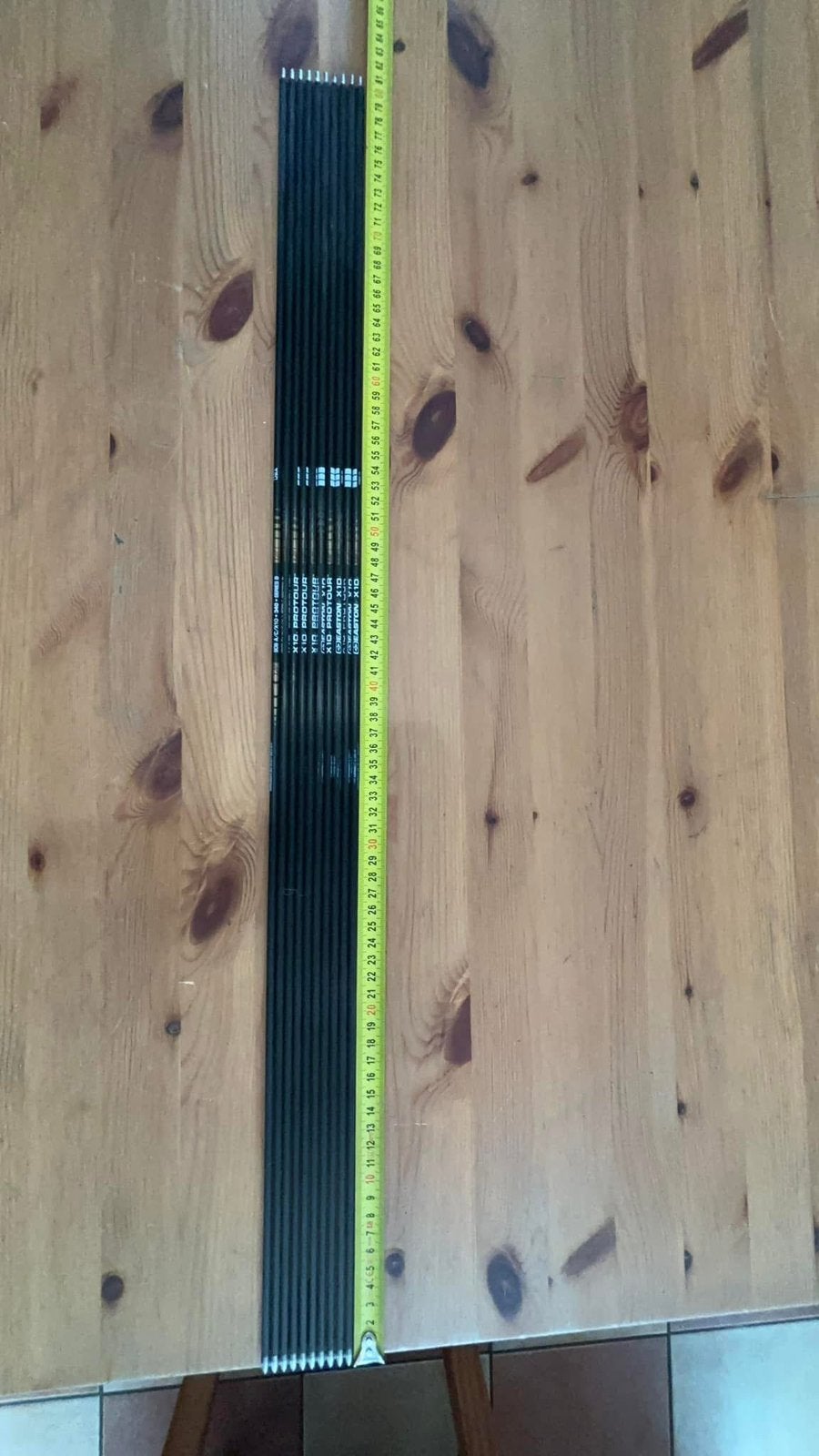 Easton X10 Pro Tour – 10 flèches, Sport en Fitness, Ophalen of Verzenden, Zo goed als nieuw, Pijlen