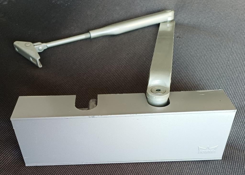 Deurpomp DORMA als nieuw! Bouw/deuren/..., Ophalen