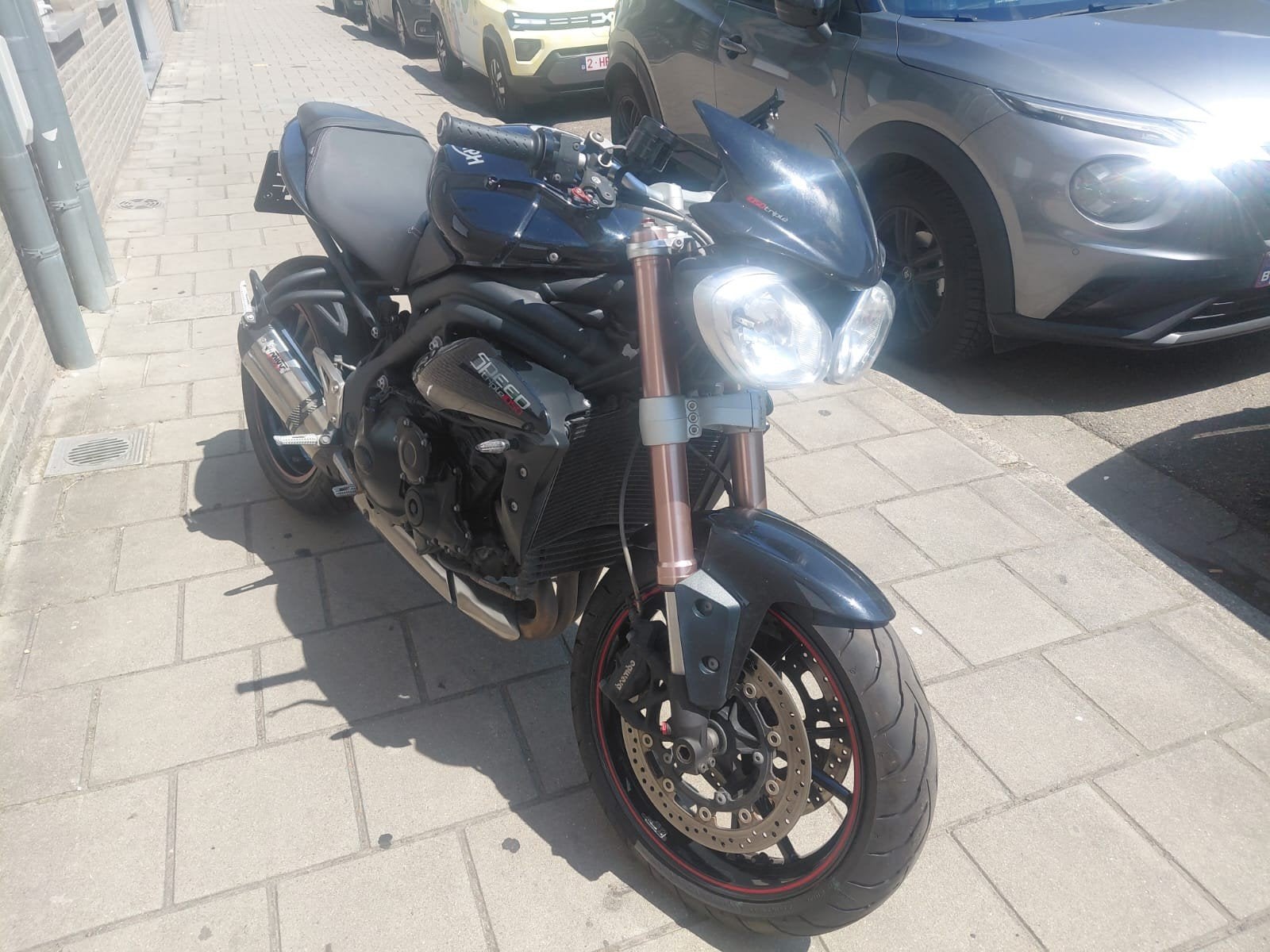 Triumph speed triple 1050 ABS, Motos, Motos | Triumph, ABS, Occasion, Particulier, Naked bike