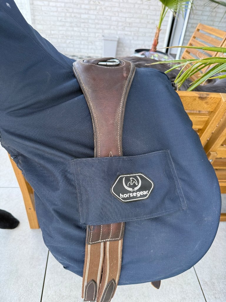 Wintec Jump 500 17inch, Animaux & Accessoires, Chevaux & Poneys | Selles, Utilisé, Obstacle, Enlèvement