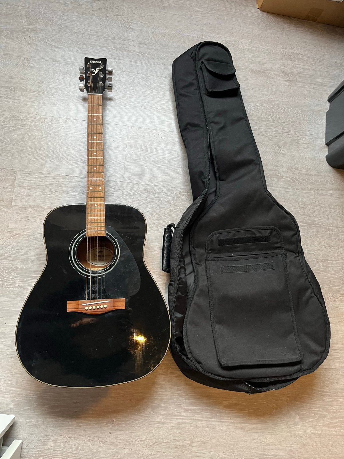 Gitaar van het merk yamaha, Ophalen, Zo goed als nieuw