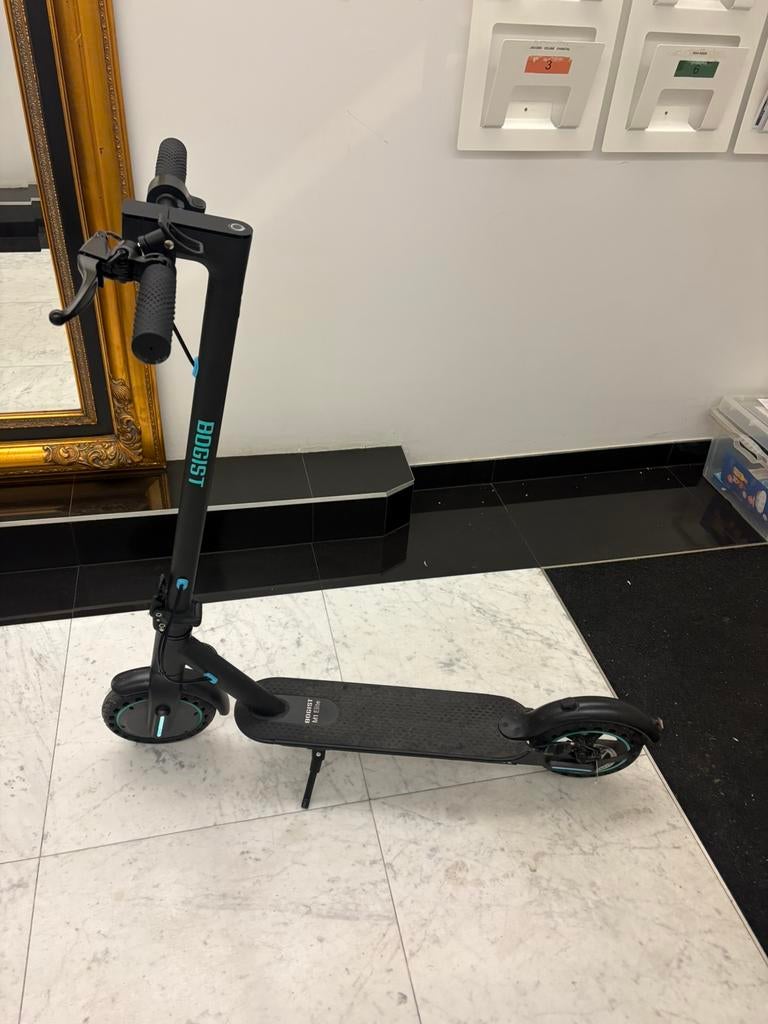 Trottinette électrique BOGIST M1 Elite – Comme neuve, Enlèvement, Comme neuf