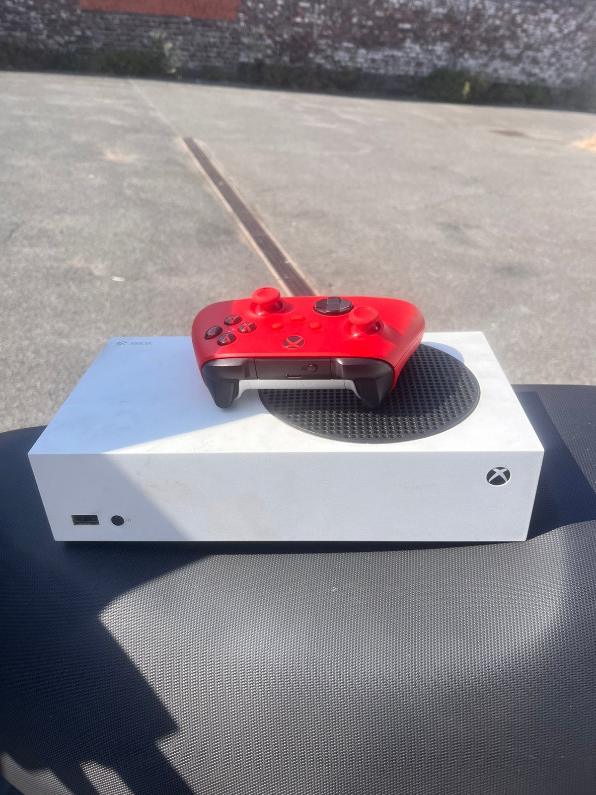 Xbox serieus s met controller, Games en Spelcomputers, Ophalen of Verzenden, Zo goed als nieuw