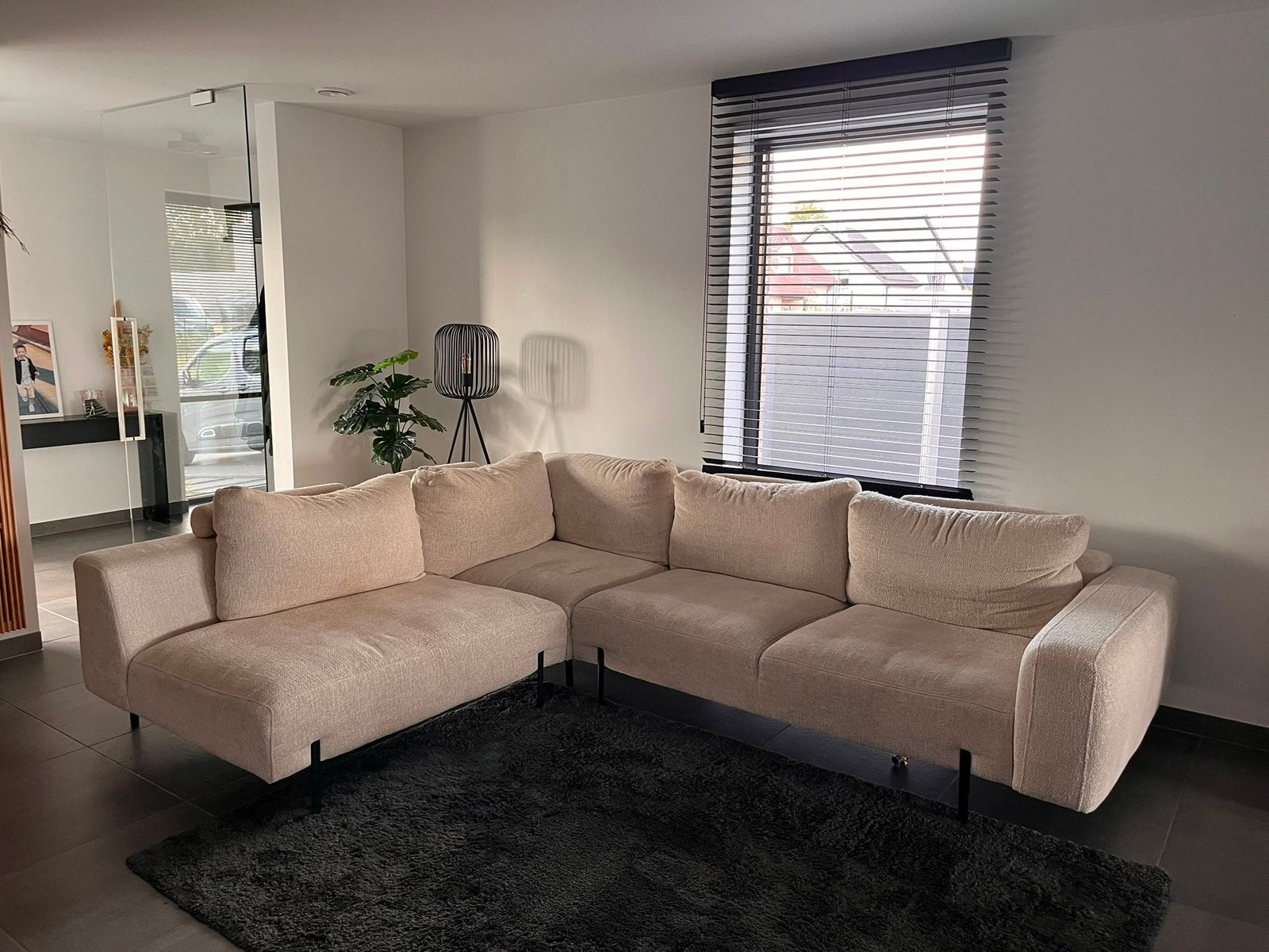 Moderne wit/beige hoekzetel - 3 jaar oud, Ophalen, Gebruikt, Stof