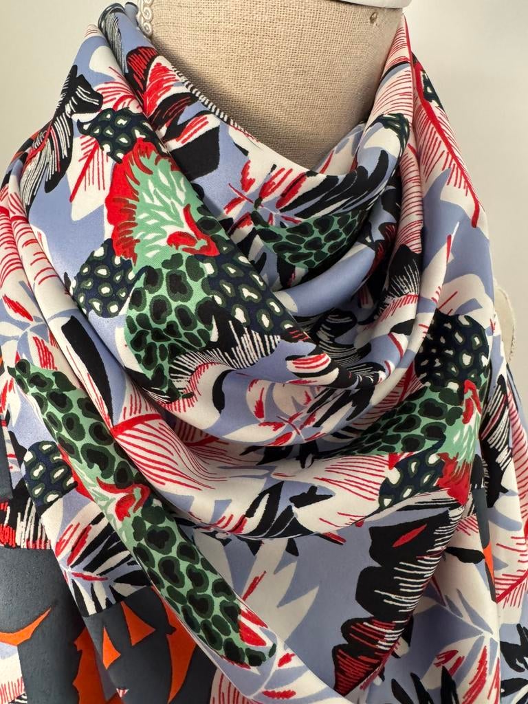 Grote foulard, Kleding | Dames, Mutsen, Sjaals en Handschoenen, Ophalen of Verzenden, Nieuw