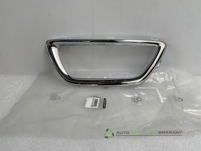 Grille Lijst van een Renault Captur, Gebruikt, -, Renault, -