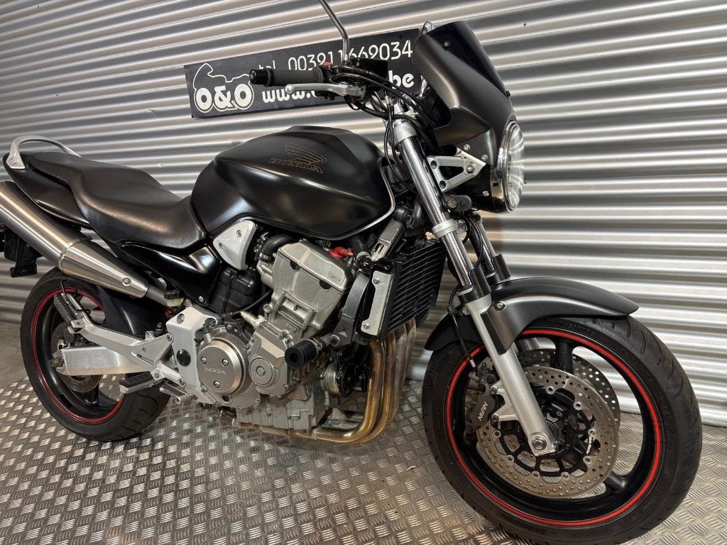 Honda CB900F Hornet + 1 an garantie + entretien GRATUIT!, Motos, Permis Moto A, Entreprise, Occasion, Plus de 35 kW