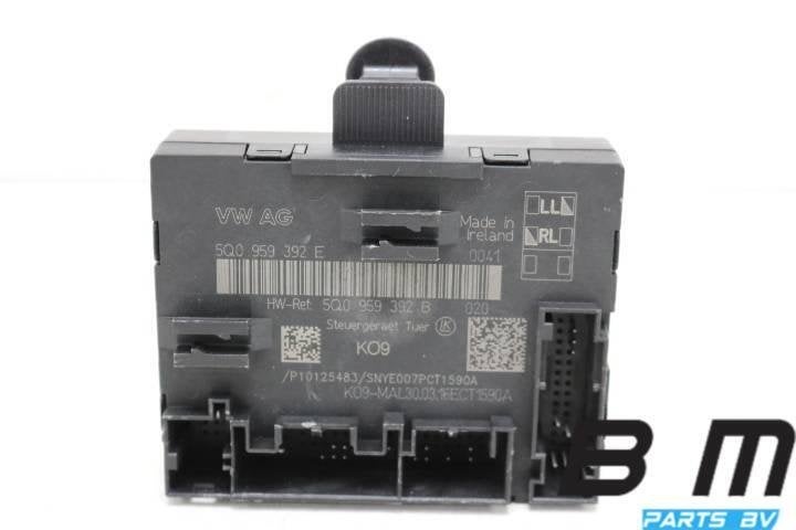 Deur module linksvoor Audi A3 8V 5Q0959392E, Gebruikt