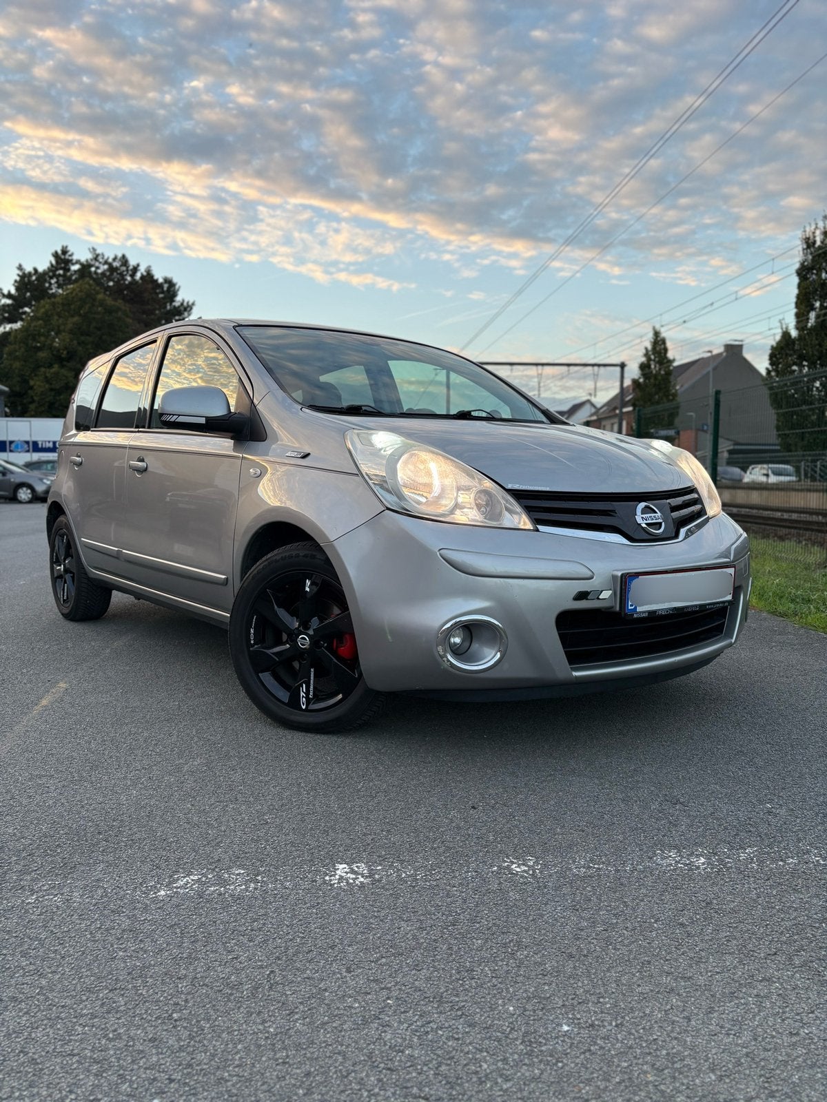 Nissan Note 1.4 Benzine, Auto's, Voorwielaandrijving, Euro 5, Zwart, 4 cilinders