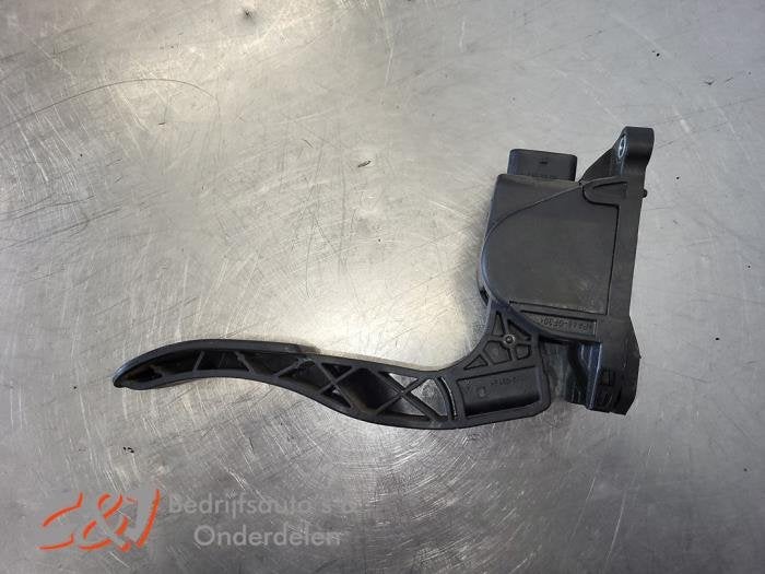 Pédale d'accélérateur d'un Mercedes V-Klasse, Autos : Pièces & Accessoires, 3 mois de garantie, Utilisé, -, -