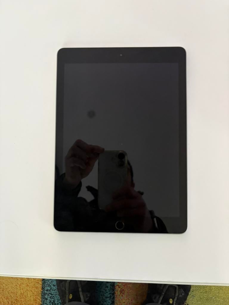 Ipad, Enlèvement ou Envoi, Comme neuf