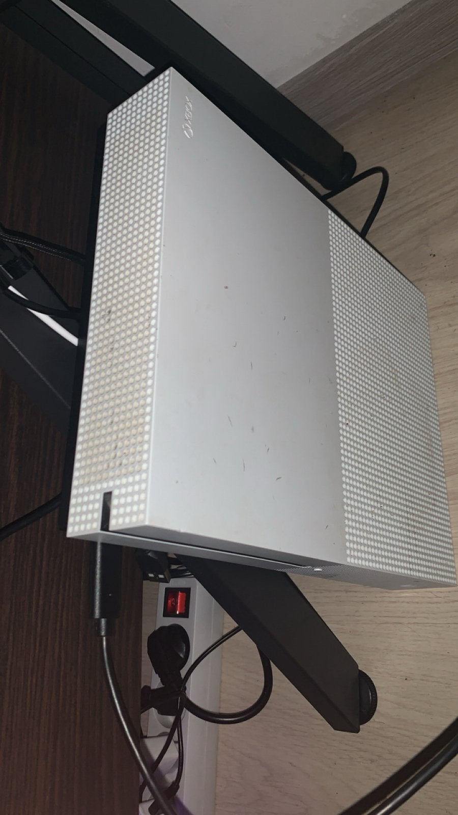 Xbox one s met bekabelde controller + games, Ophalen, Met games, Xbox One S, Zo goed als nieuw