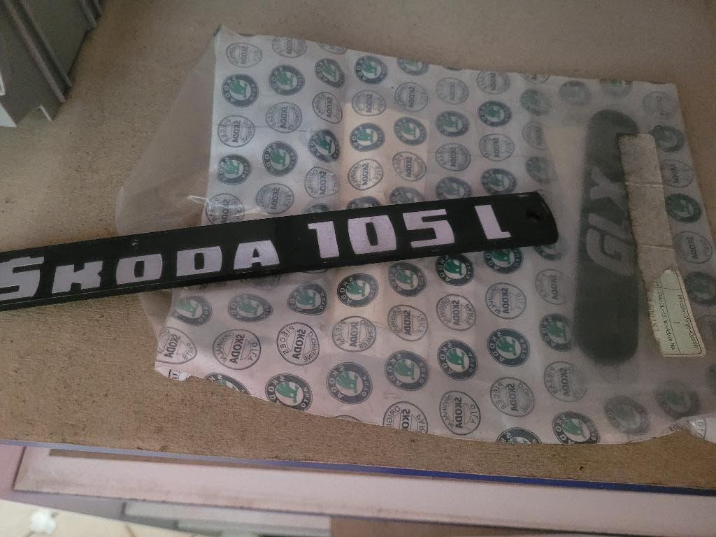 Monogramme Vintage Škoda 105 L – NEUF (Old Stock) – RARE, Autos : Divers, Enlèvement