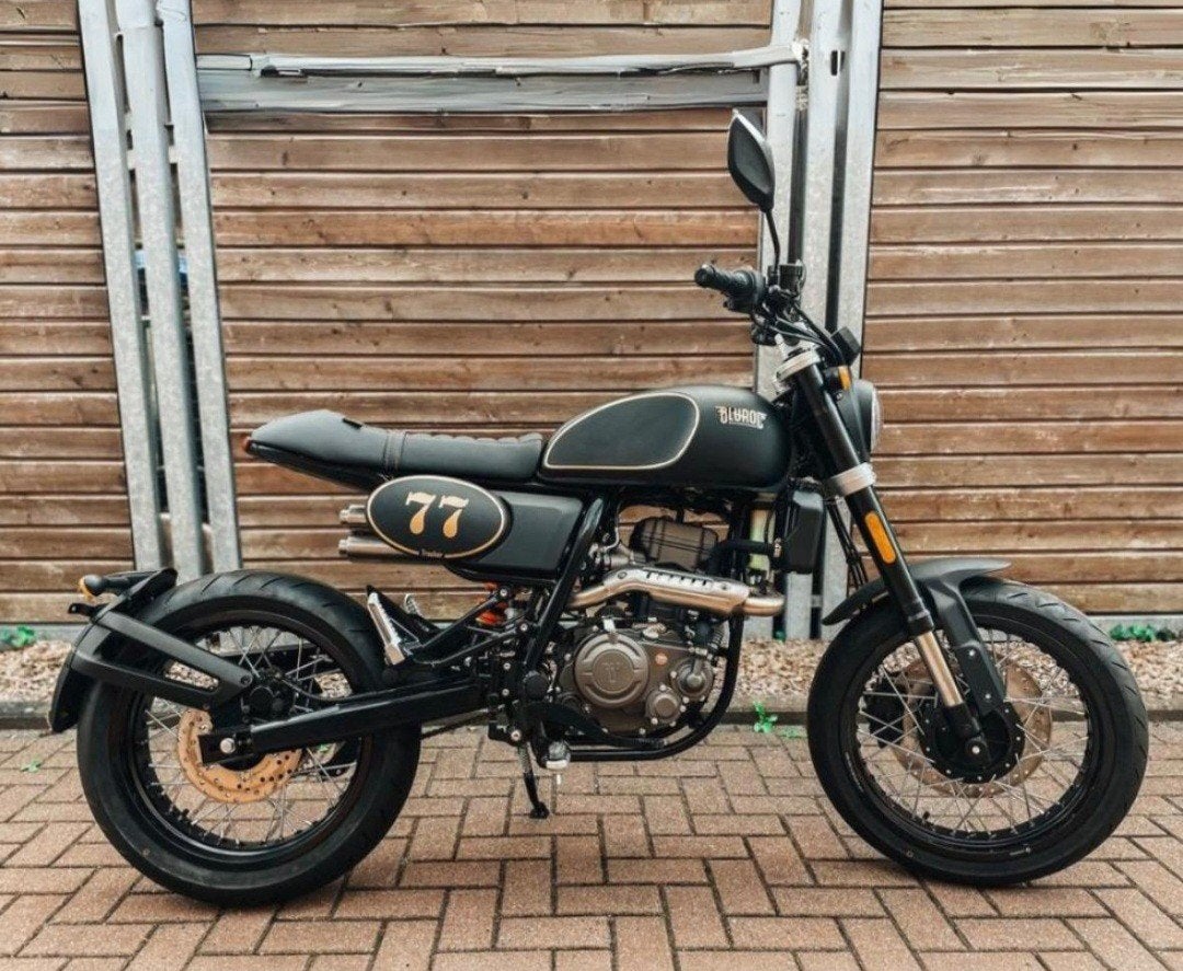 125 cc zoo Goed als nieuw  250km, Fietsen en Brommers, Ophalen of Verzenden