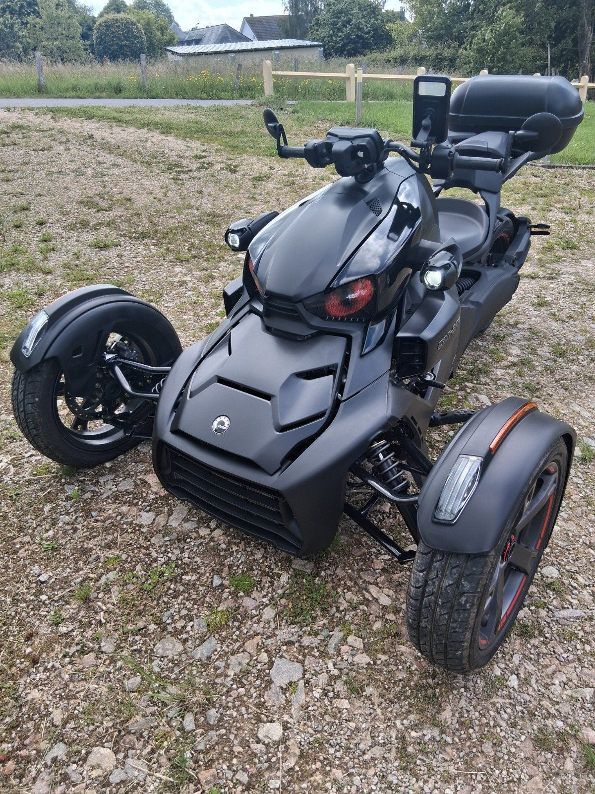 Can-am ryker 900cc