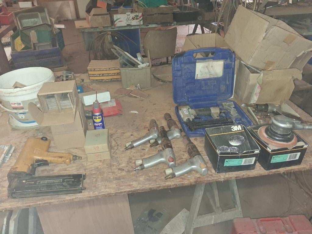 Pneumatische handgereedschap, Enlèvement