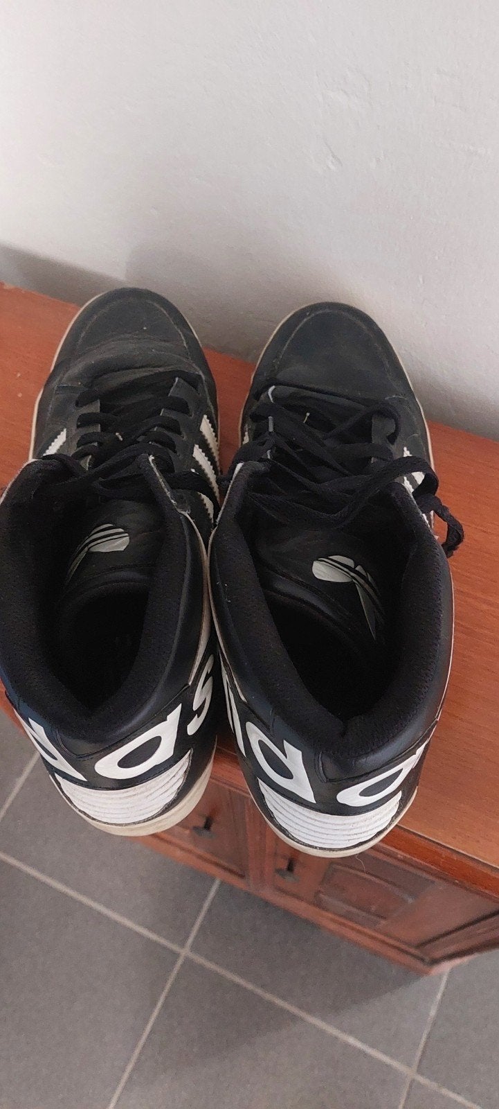 basket adidas, Enlèvement, Comme neuf