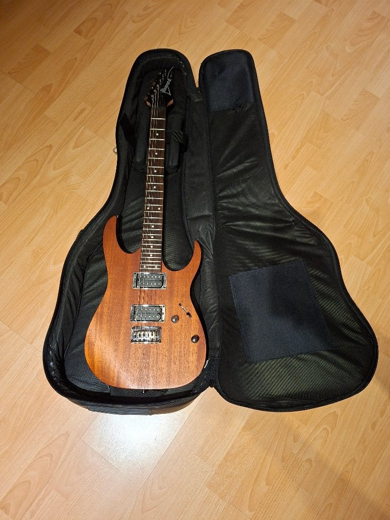 Ibanez + accessoires, Muziek en Instrumenten, Ophalen, Gebruikt, Solid body, Ibanez